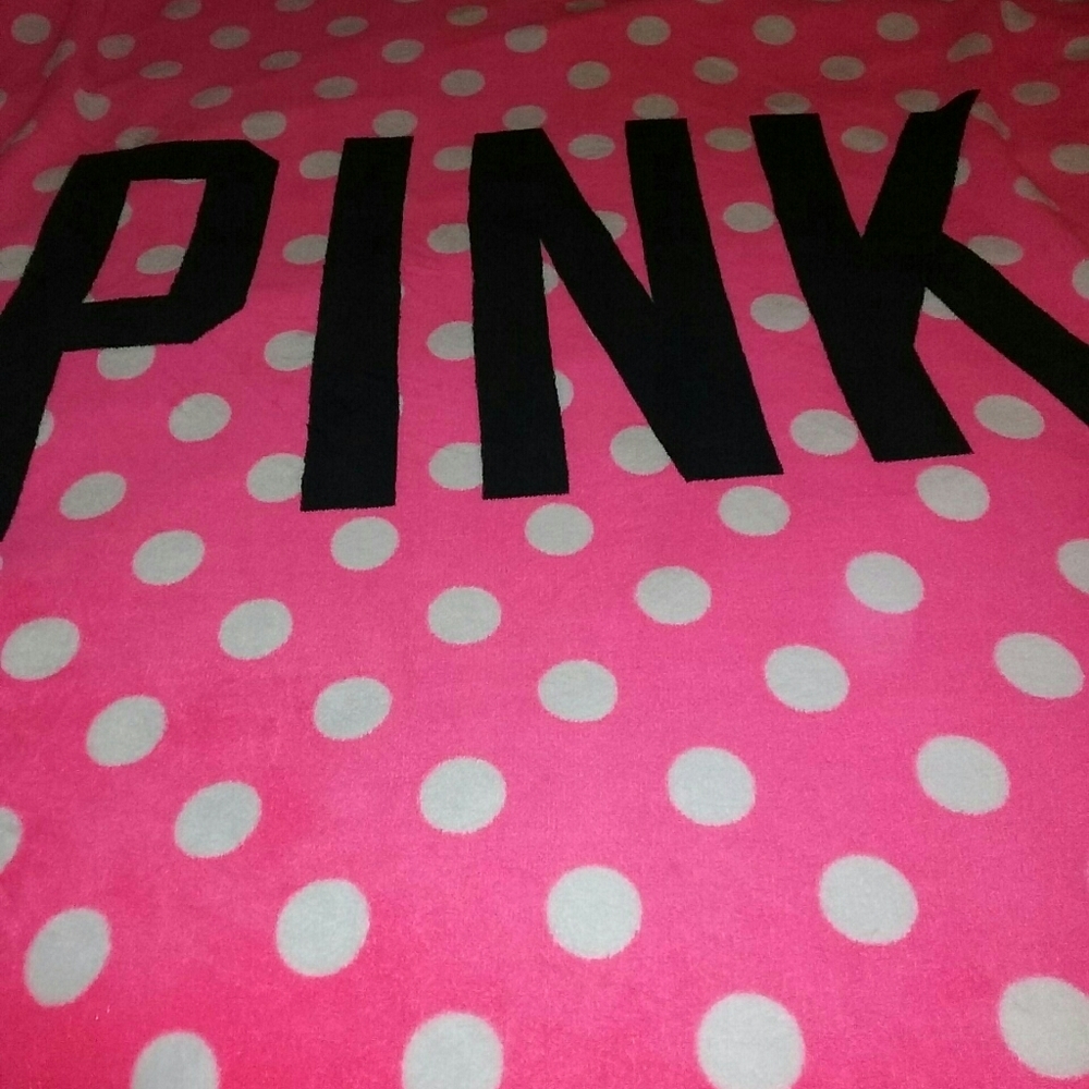 Victoria Secret PINK Polka Dot Fleece Blanket